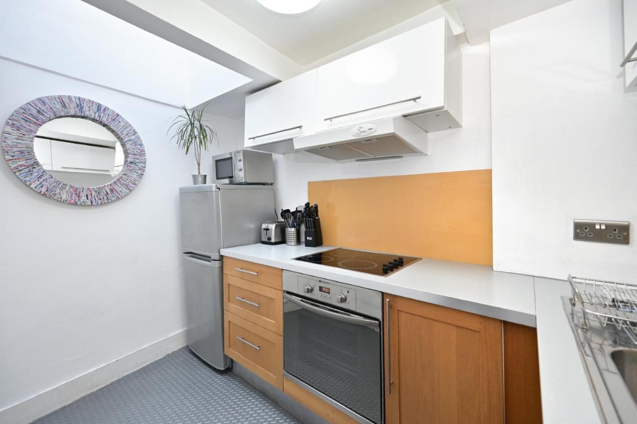 Soho, Piccadilly & Chinatown - Two Bedroom & Two Double Beds Apartment 伦敦 外观 照片